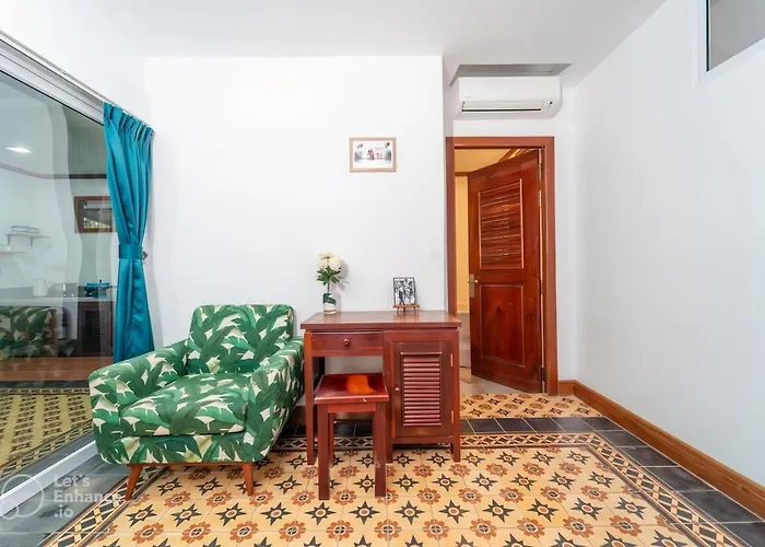 Villa Beautiful 3 Bedroom Tropical Villa, With Pool Siem Reap