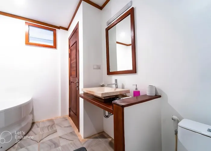 Beautiful 3 Bedroom Tropical Villa, With Pool Villa Siem Reap